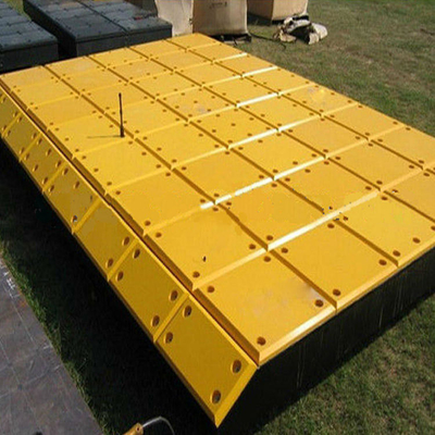 হারবার বোট সুরক্ষা প্যাডের জন্য UHMWPE প্লাস্টিক ডক শঙ্কু শিপ ফেন্ডার প্যানেল বোর্ড