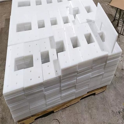 প্লাস্টিক মেশিন যন্ত্রাংশ UHMWPE টানুন পরিবাহক ফ্লাইট প্যাড পিচ্ছিল স্ক্র্যাপার